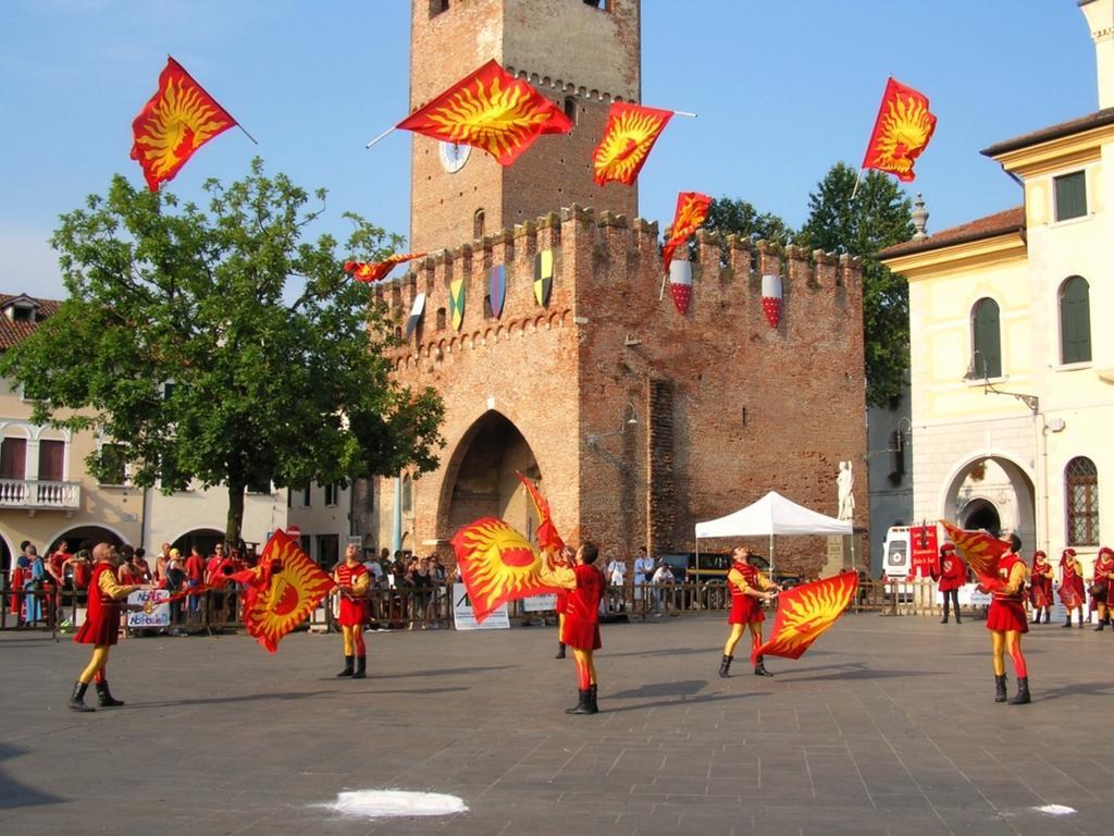 B&B La Porta Rossa Ноале Екстериор снимка