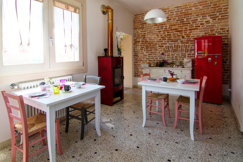B&B La Porta Rossa Ноале Екстериор снимка