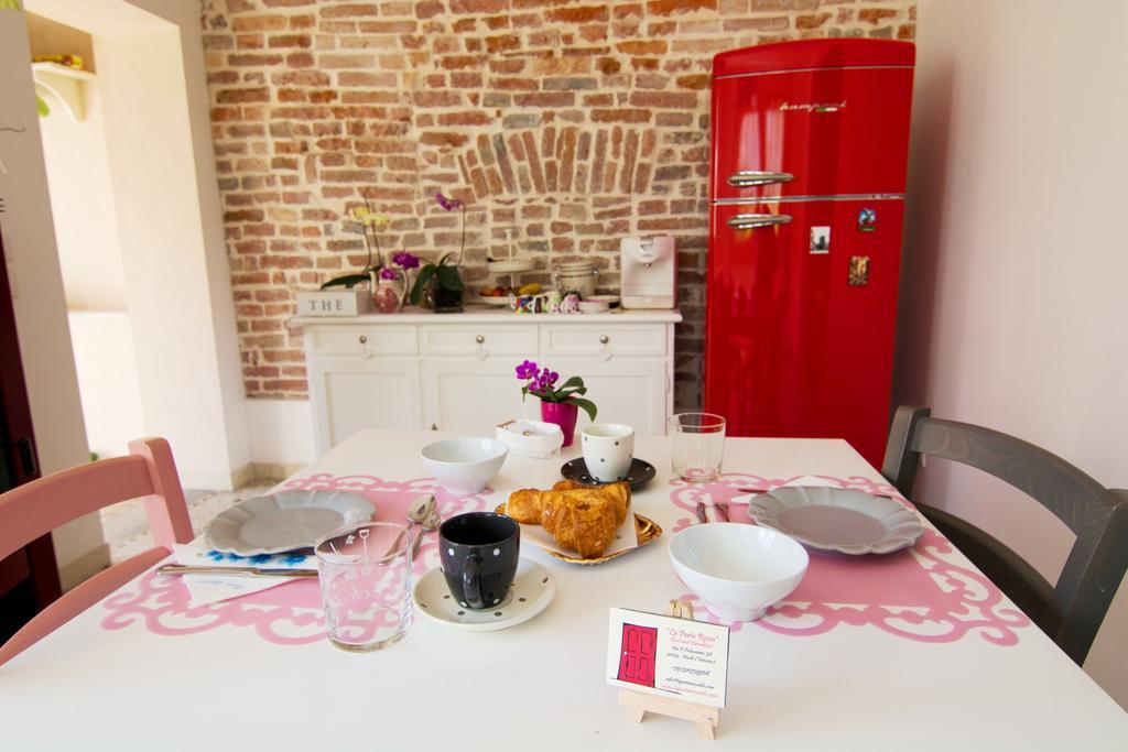 B&B La Porta Rossa Ноале Екстериор снимка